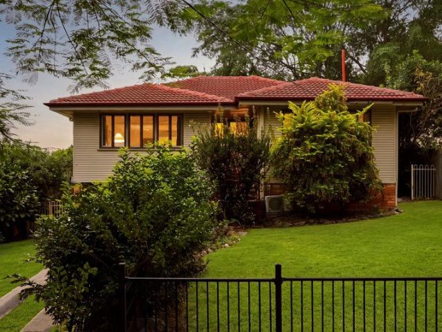 Prime Position Just 9km from the Brisbane CBD