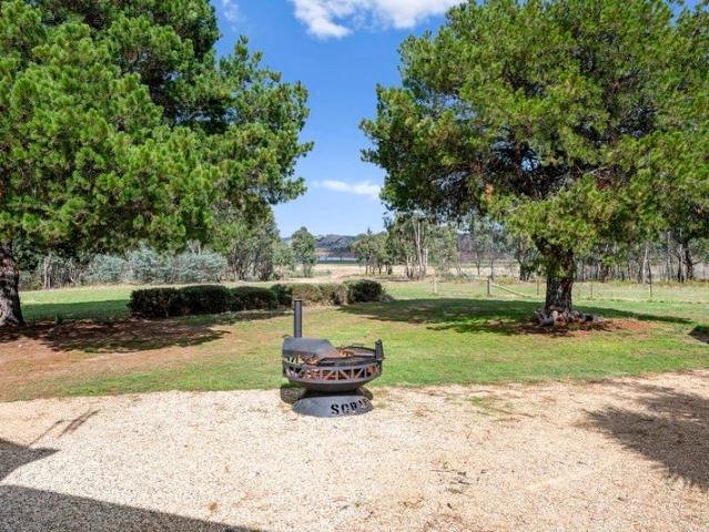 Prime position on Lake Eildon!