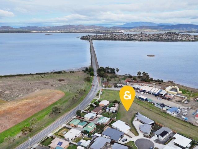 Prime Position, Outstanding Opportunity Approved for 3 Units