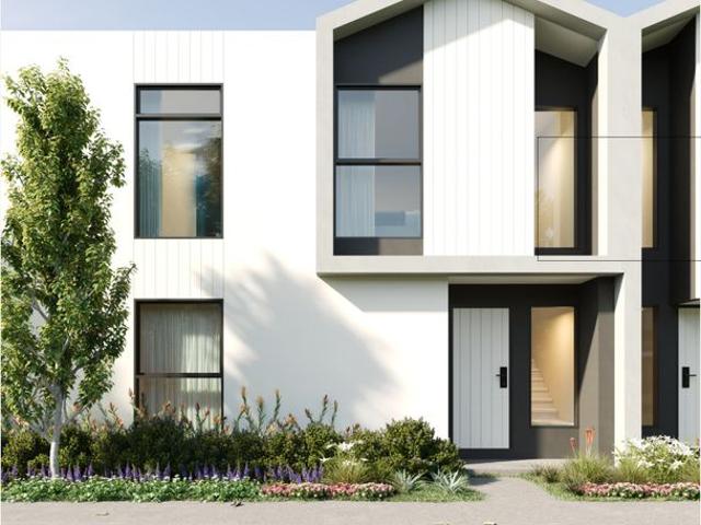 Prime Property Townhome in Thomastown