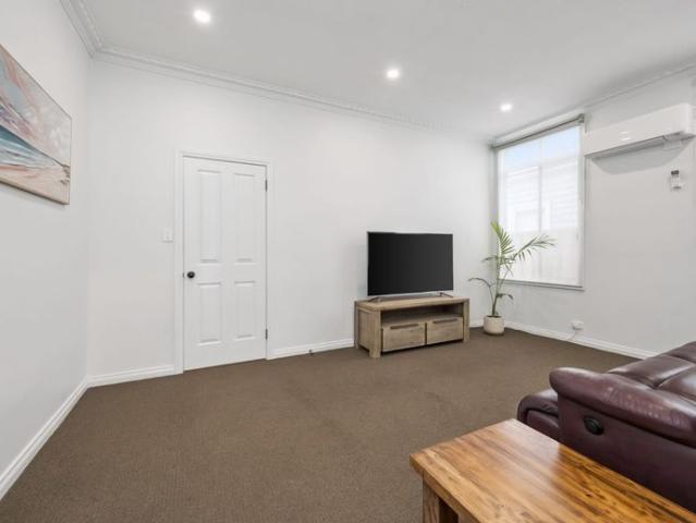 Prime Quarry Hill 4 bedroom home