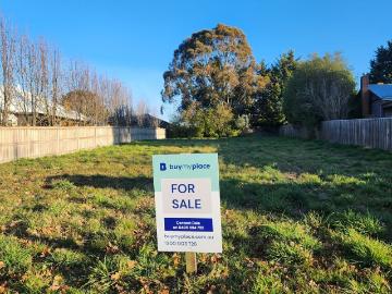 Prime Residential Land in the Heart of Gordon