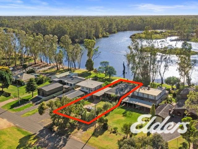 PRIME RIVER FRONTAGE IN BUNDALONG!