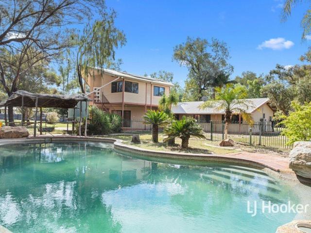 Prime Rural Retreat