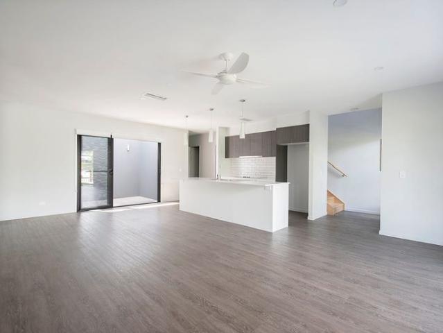 PRIME SCUH LOCATION, MODERN LIVING, LESS MAINTENANCE