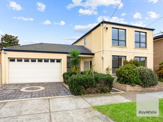 Prime Seaholme Family Retreat
