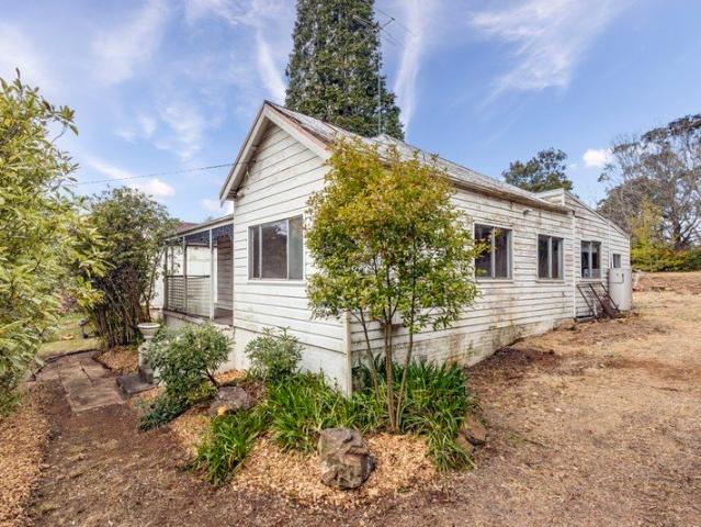 Prime South Leura Opportunity with Outstanding Development Potential