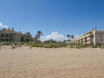 Primera linea de Playa de arena
