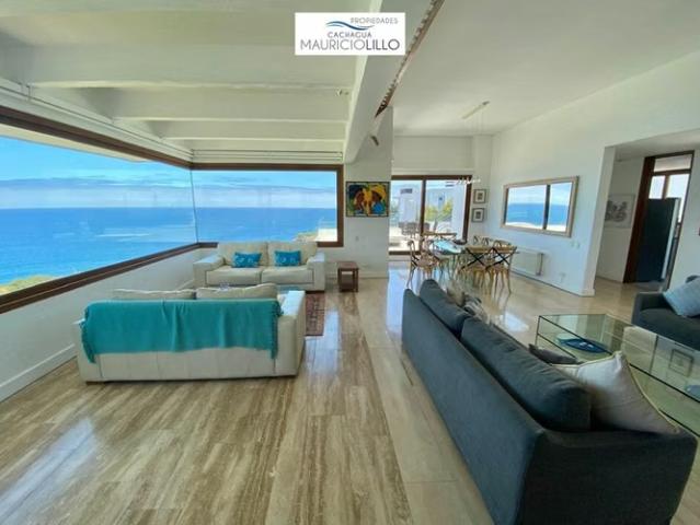 Primera Línea Penthouse A La Altura De La Calle | 5 dormitorios por 38500.00 en Zapallar