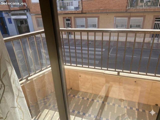 PRIMERA PLANTA EN BUEN ESTADO