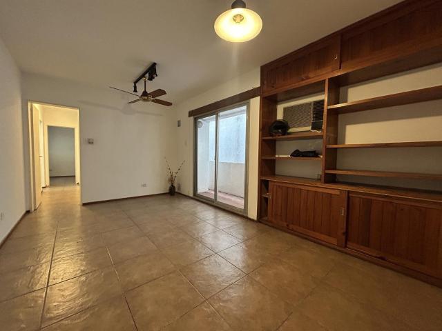 Primero De Mayo 1356 Piso 3 Departamento D – Alquiler