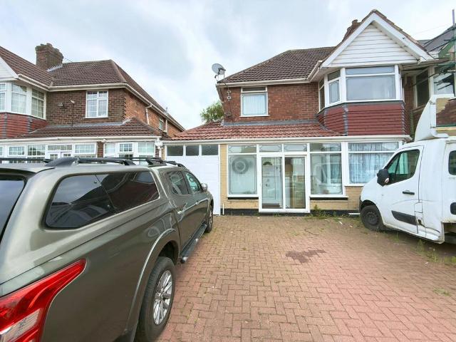 Primley Avenue, Birmingham, B36 4 bed house to rent £2,150 pcm £496 pw