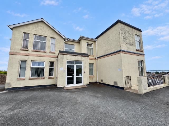 Primley Park, Paignton, TQ3 3JP 2 bed flat to rent £1,000 pcm £231 pw