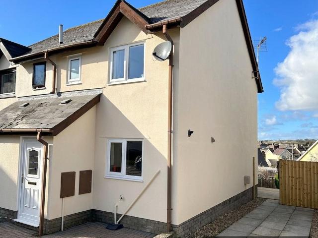 Primrose Close, Cowbridge, CF71 2 bed semi detached house to rent £1,150 pcm £265 pw