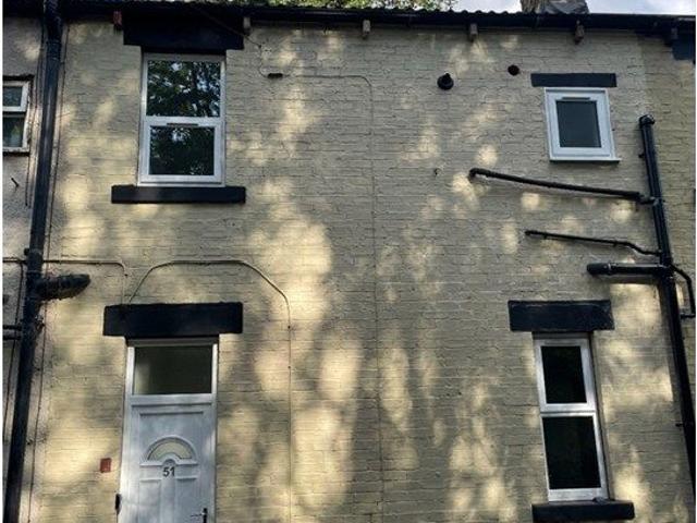 Primrose Hill, Batley WF17, 2 bed terraced house to rent, £695 pcm | PrimeLocation