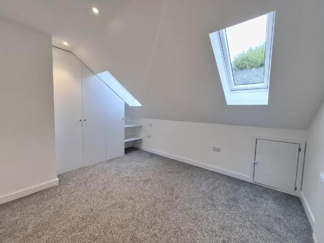 Primrose Hill, KINGS LANGLEY 3 bed house to rent £3,200 pcm £738 pw