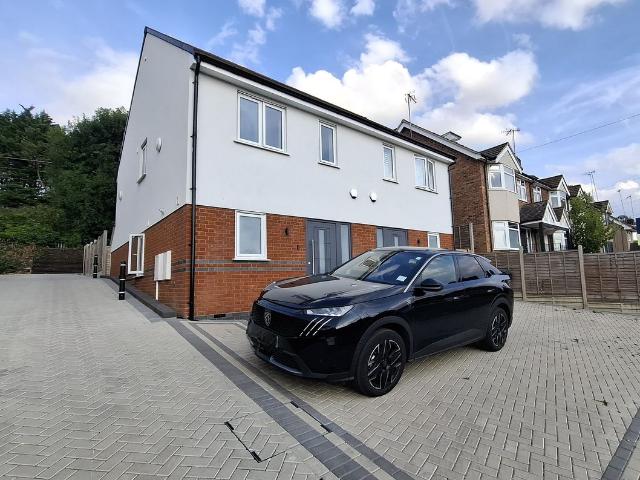 Primrose Hill, Kings Langley WD4, 3 bed property to rent, £3,200 pcm | PrimeLocation