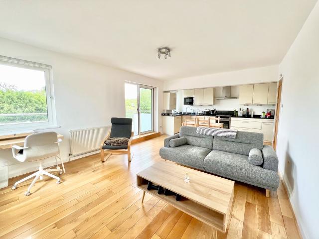 Primrose Hill Road, Belsize Park NW3, 2 bed flat to rent, £3,200 pcm | PrimeLocation