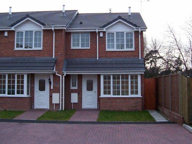 Primrose Park, Pensnett 3 bed terraced house to rent £1,150 pcm £265 pw