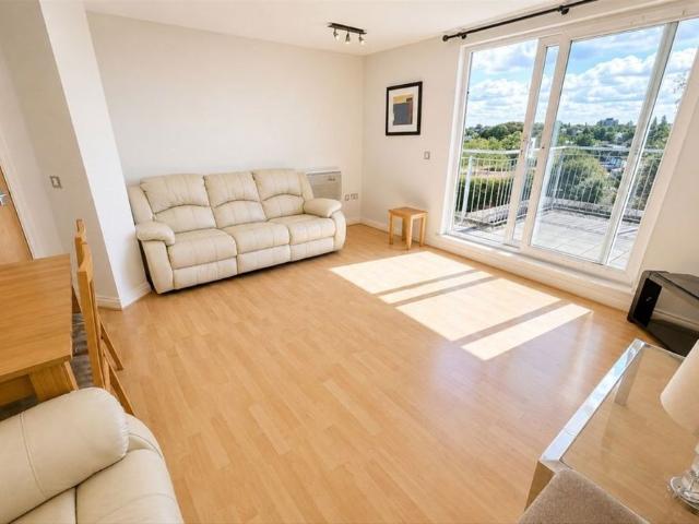 Primrose Place, TW7, London