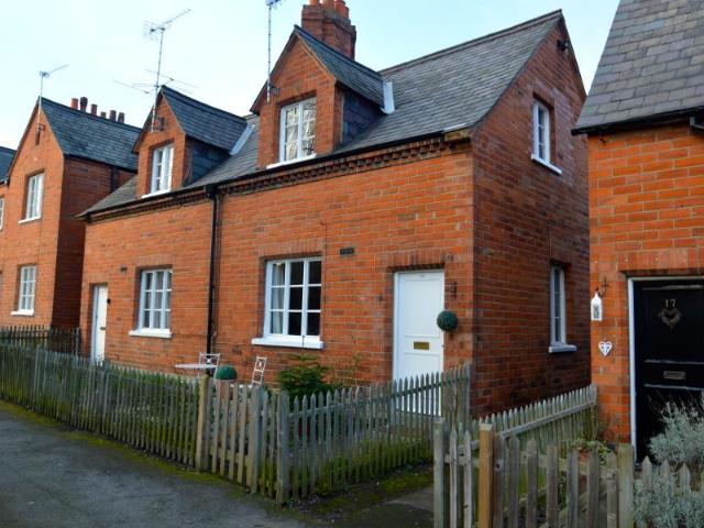 Prince Consort Cottages, Windsor. 3 bed terraced house to rent £1,950 pcm £450 pw