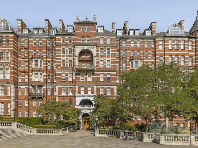 Prince Consort Road, London SW7 4 bed apartment to rent £13,780 pcm £3,180 pw