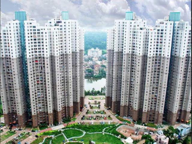 Prince Anwar Shah Road Tollygunge 2 BHK Apartment For Sale Kolkata