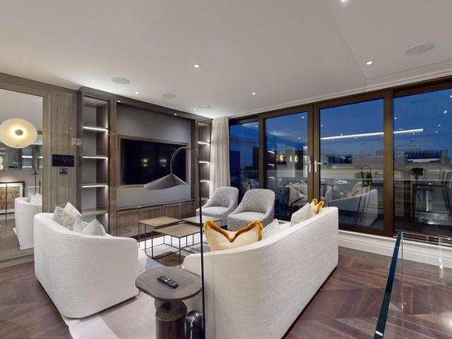 Prince Of Wales Terrace, Kensington, W8 3 bed flat to rent £17,853 pcm £4,120 pw