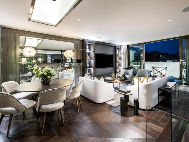 Prince of Wales Terrace, Kensington. 3 bed apartment to rent £17,853 pcm £4,120 pw