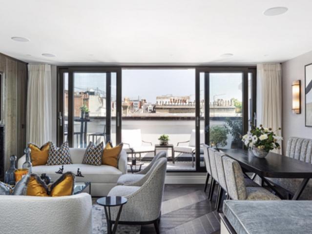 Prince Of Wales Terrace, London W8 3 bed apartment to rent £20,085 pcm £4,635 pw