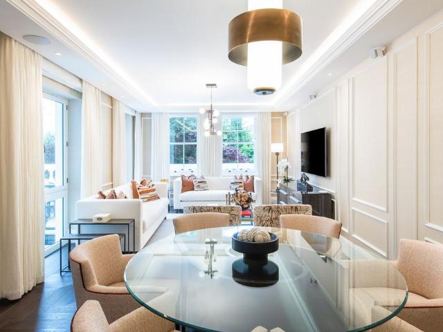 Prince of Wales Terrace, London, W8 3 bed maisonette to rent £16,748 pcm £3,865 pw