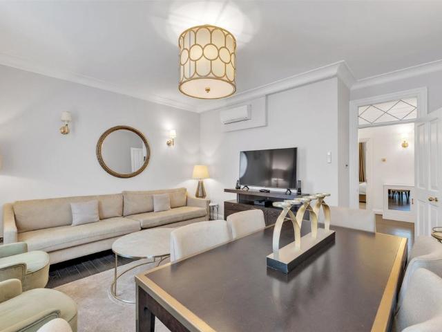 Prince Of Wales Terrace, London, W8 3 bed terraced house to rent £8,500 pcm £1,962 pw