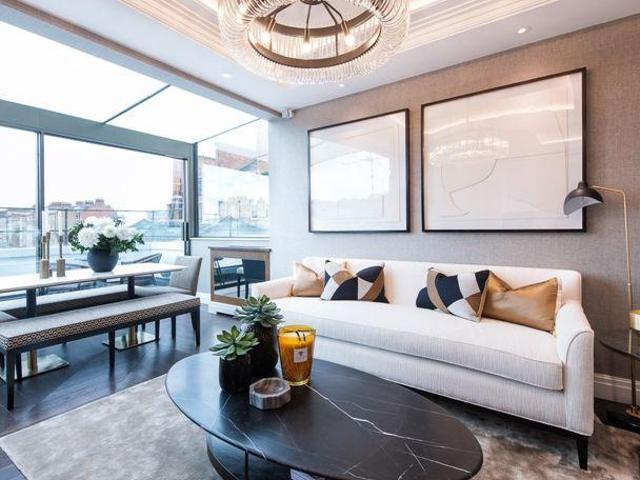 Prince Of Wales Terrace, London W8 2 bed apartment to rent £12,068 pcm £2,785 pw