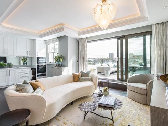 PRINCE OF WALES TERRACE, LONDON, W8 2 bed flat to rent £11,613 pcm £2,680 pw