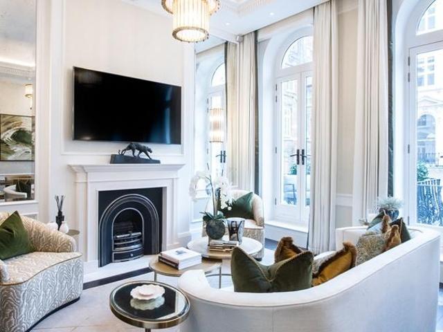 Prince of Wales Terrace, London W8 2 bed property to rent £13,000 pcm £3,000 pw