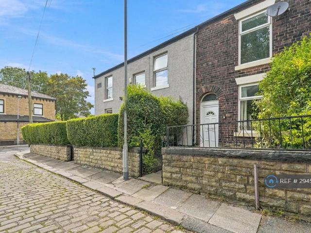 Prince Street, Heywood, OL10 2 bed terraced house to rent £995 pcm £230 pw