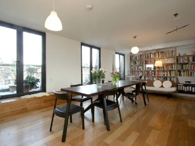 Princelet Street, Spitalfields, London E1, 1 bed flat to rent, £2,600 pcm | PrimeLocation