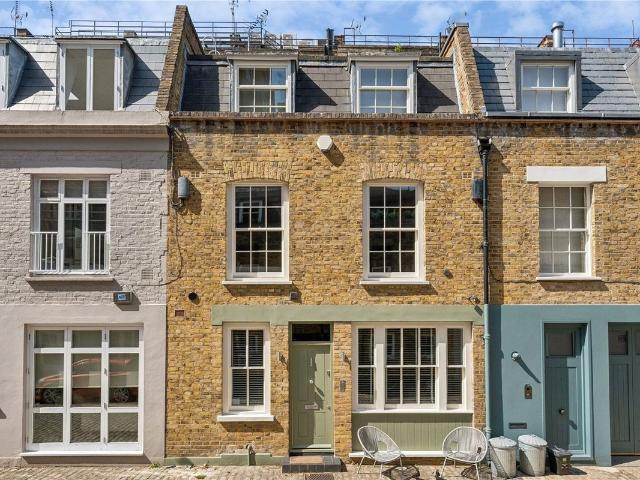 Princes Mews, London W2, 3 bed detached house to rent, £8,363 pcm | PrimeLocation