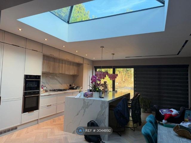 Princes Avenue, London N13, 4 bed semi detached house to rent, £3,950 pcm | PrimeLocation