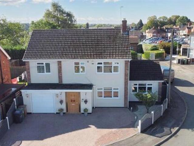 Princes Close, Anstey, 4 Bedroom Detached