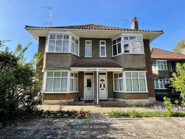 Princes Court, Bournemouth BH1, 3 bed flat to rent, £1,500 pcm | PrimeLocation