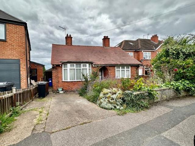 Princes Drive, Derby, Derbyshire DE23, 2 bed bungalow to rent, £1,100 pcm | PrimeLocation