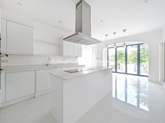 Princes Gardens, Ealing, London W5, 4 bed detached house to rent, £4,250 pcm | PrimeLocation