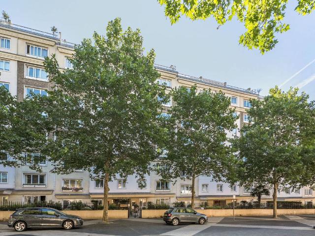 Princes Gate, Knightsbridge, London SW7, 3 bed flat to rent, £16,000 pcm | PrimeLocation
