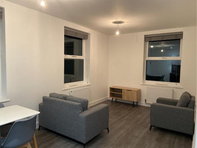 Princes Gate, Royal House, Homer Road, Solihull B91, 2 bed flat to rent, £1,350 pcm | PrimeLocation