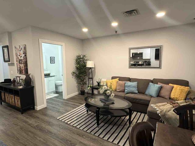 Princes Island Place Studio Apartment for Rent at 815 4 Ave Sw, Calgary, AB T2P 3G8 Downtown Calgary