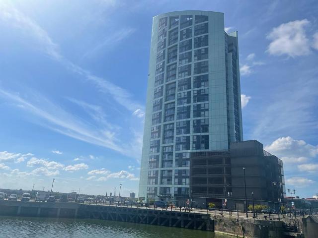 Princes Parade, Liverpool, L3 2 bed apartment to rent £1,250 pcm £288 pw