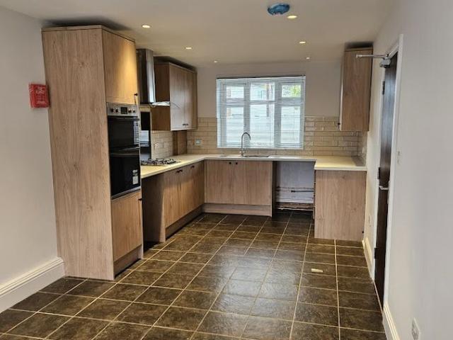 Princes Park Lane, Hayes, Greater London UB3, 5 bed semi detached house to rent, £2,950 pcm | PrimeLocation