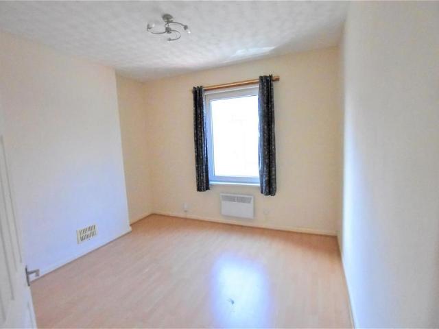 Princes Street, Kettering 2 bed apartment to rent £800 pcm £185 pw