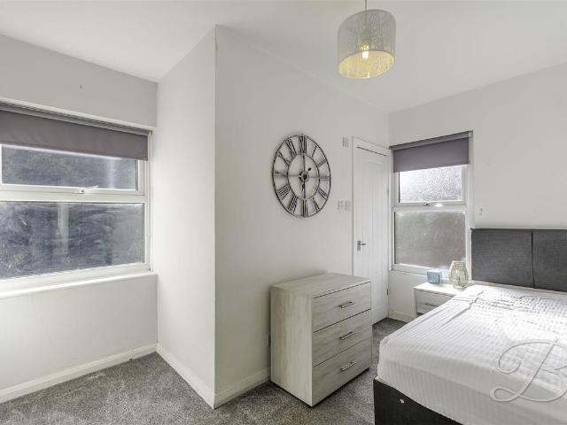 Princes Street, Mansfield NG18, 5 bed shared accommodation to rent, £550 pcm | PrimeLocation